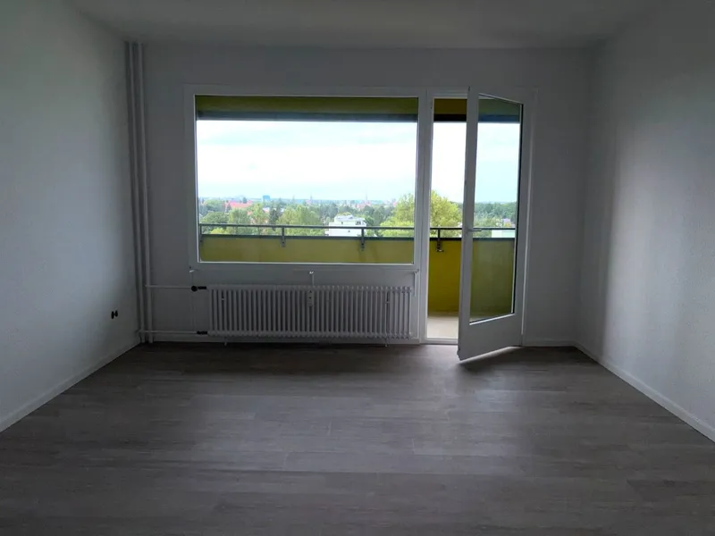 Süßes Single-Apartment mit Aufzug und Balkon! — photo 1